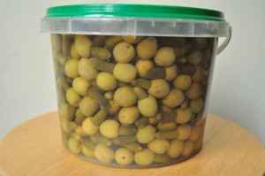 Zielone Manzanilla z ogórkiem korniszonem 2,5kg 